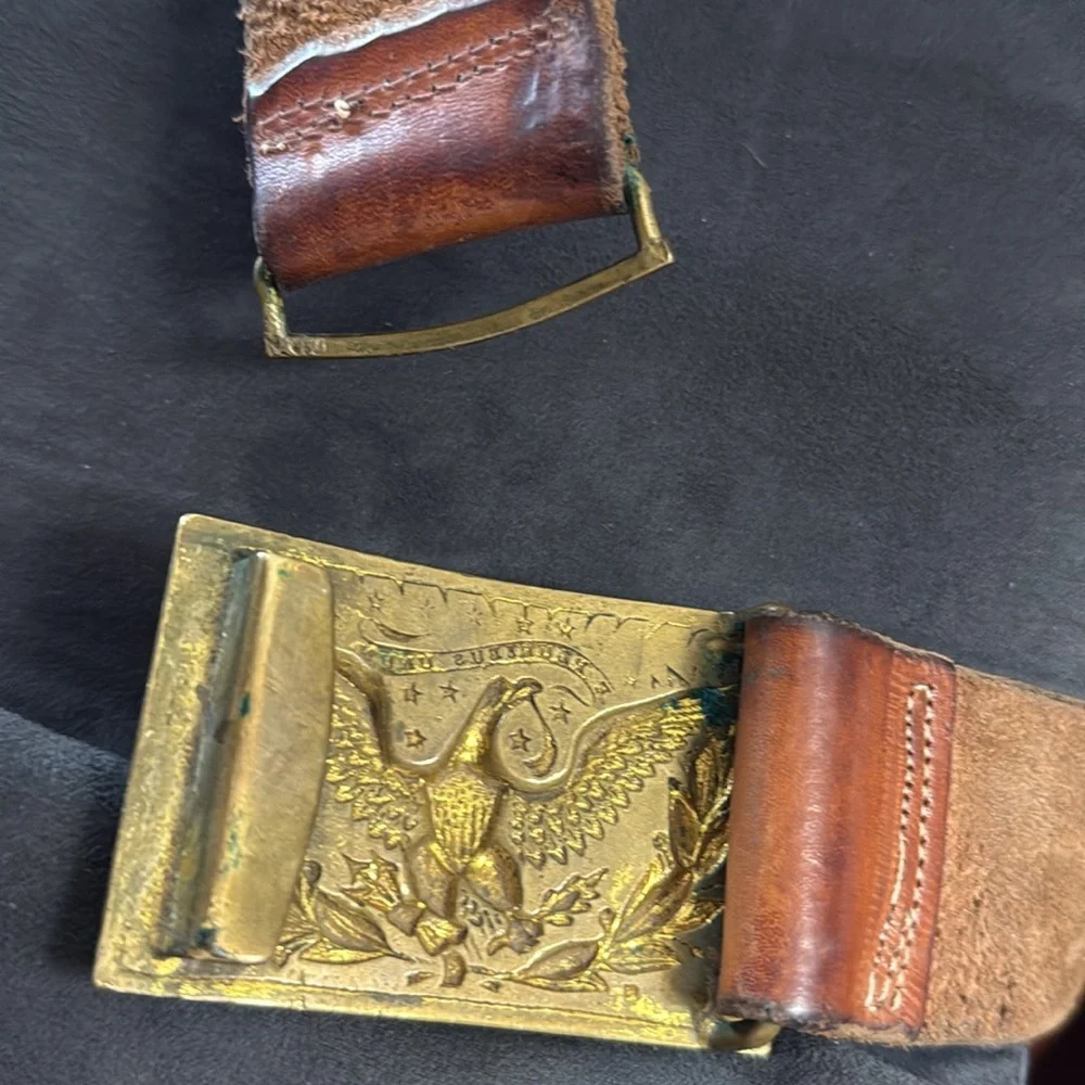 Civil War era U.S. Officer's Model 1851 Pattern Rectangular Sword Belt Plate. - Picture 3 of 10